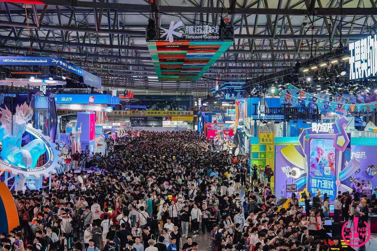 2026 ChinaJoy洛裳华服·新秀大赛承办招标启动！